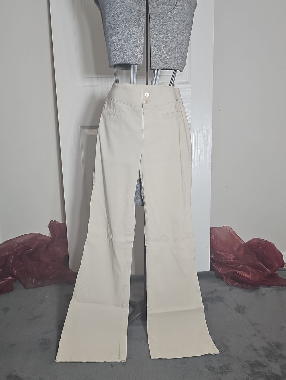 Vintage Guess Jeans Y2K Tan Beige Rayon Stretch Flare Trouser Pants 28